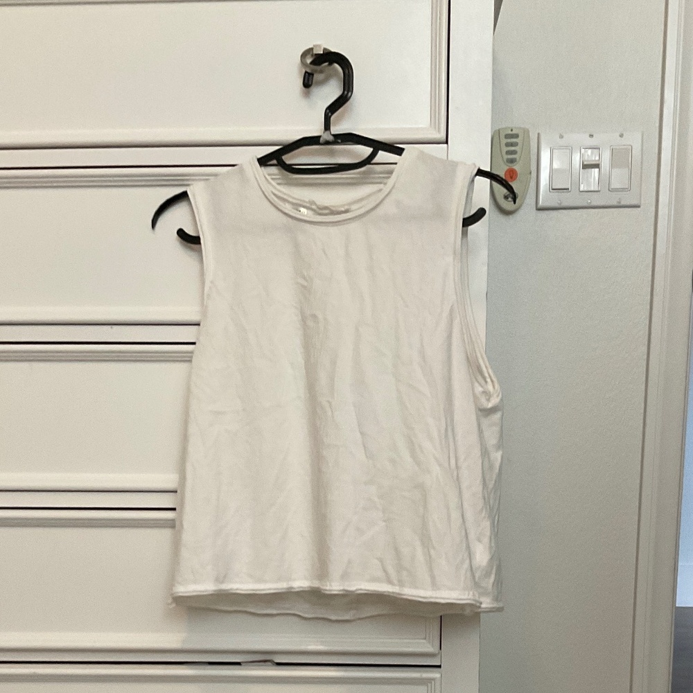 #0419 White Tank Top Size M Brand Mod Ref